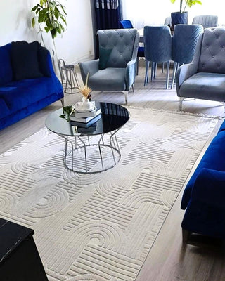 Defne Kıvrım Desen Makine Halısı Bej