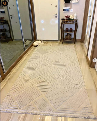 Buklem Desenli Makine Halısı Bej