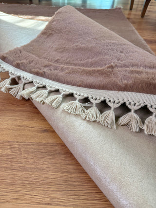 Tavşan Peluş Halı Kahverengi