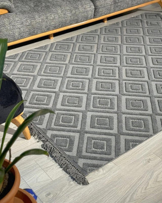 Defne Karo Desen Makine Halısı Antrasit