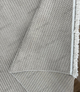 Defne Sade Desen Makine Halısı Vizon